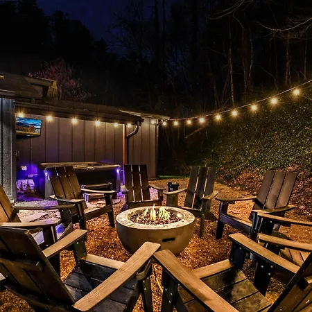 Creekside Retreat Cabin